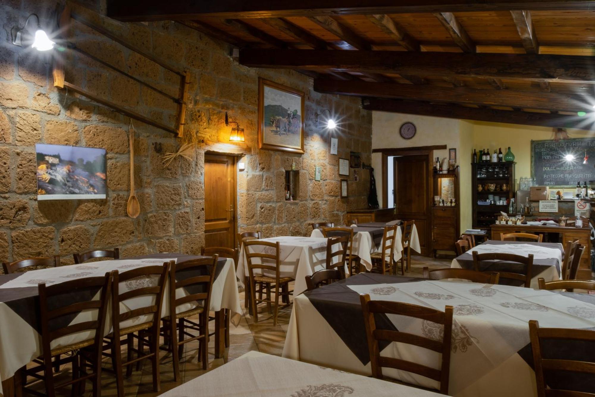 Bio Agriturismo Aia Del Tufo Сорано Экстерьер фото